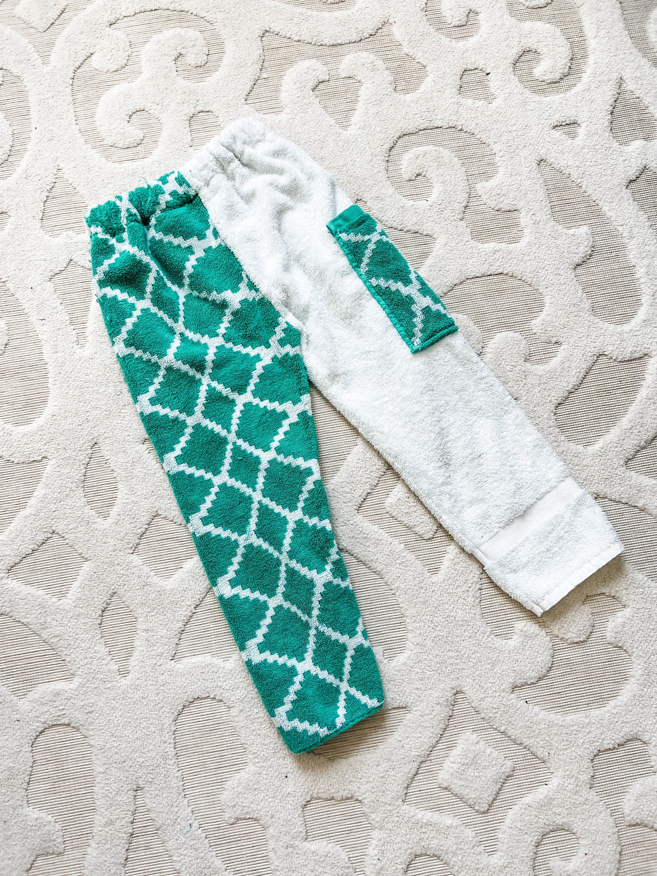 Turquoise Diamonds Towel Pants