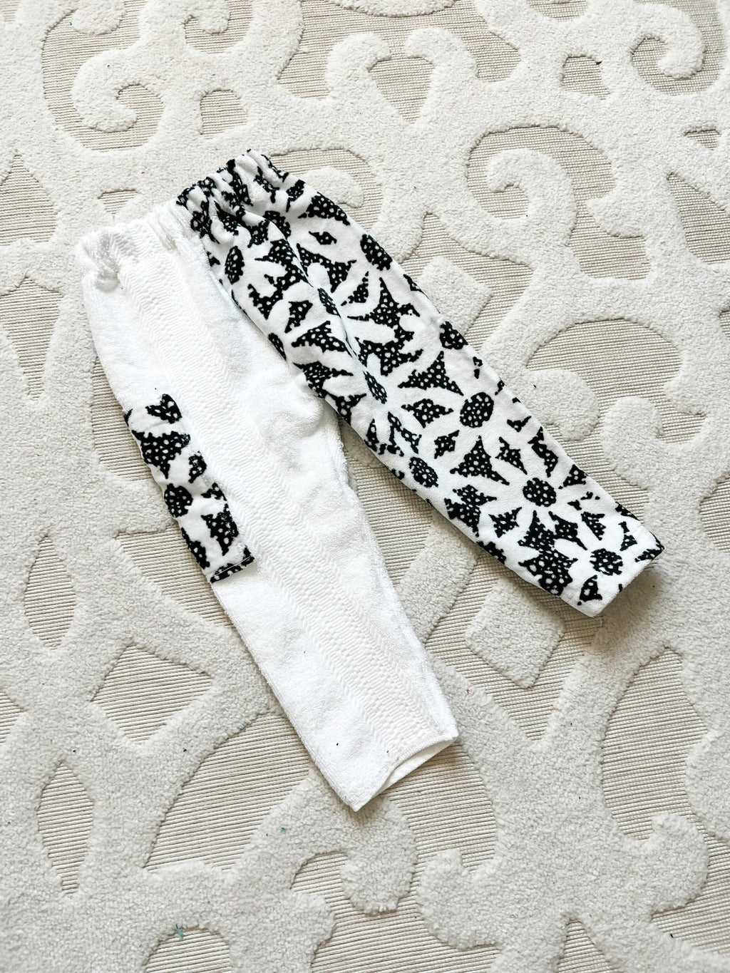 Crazy Daisy  Towel Pants