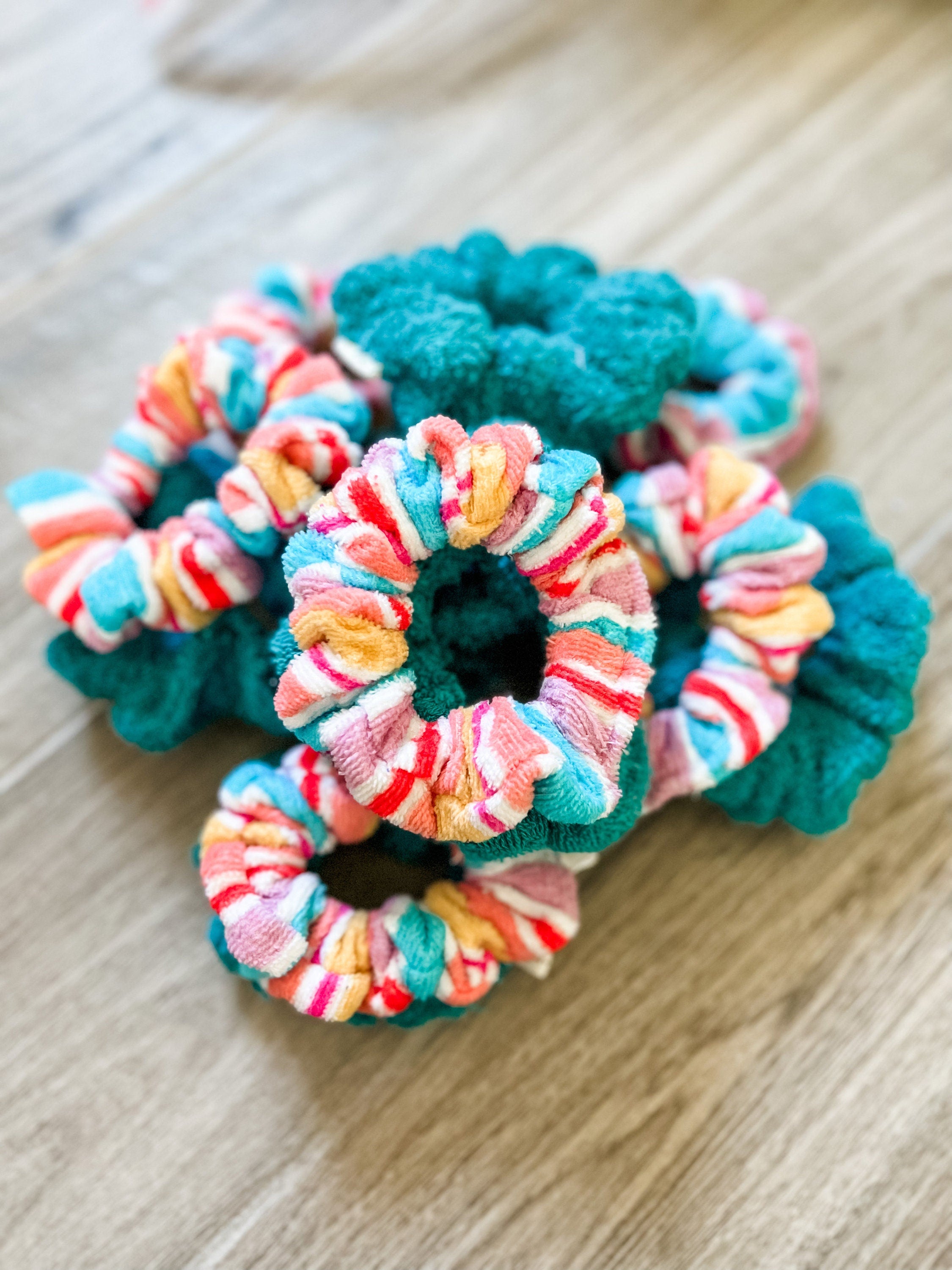 Candy Stripe 2PC Towel Scrunchie Pack