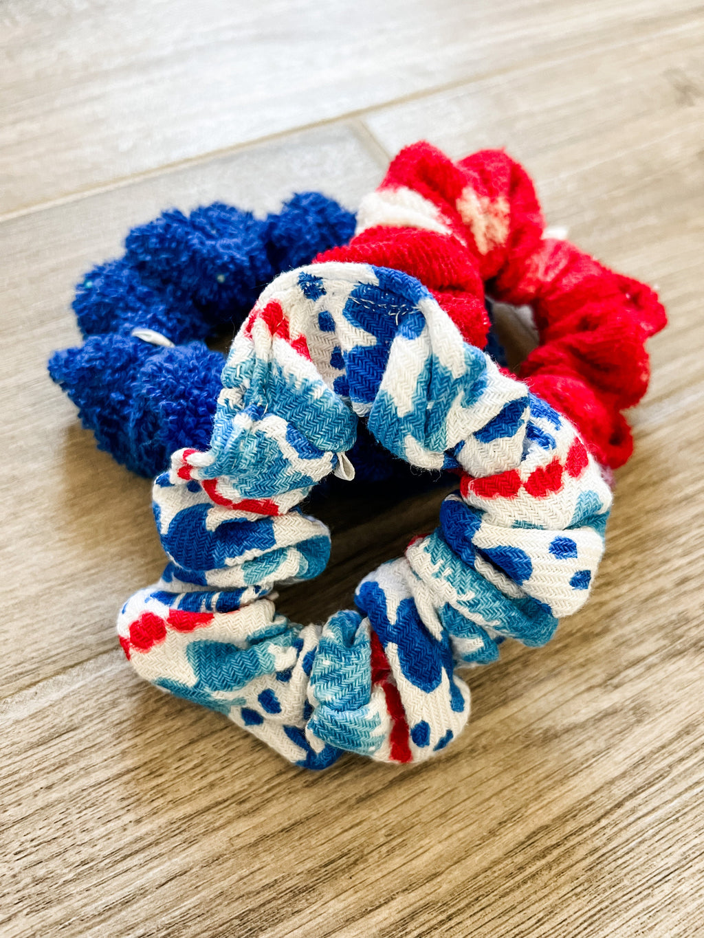 R,W,B Spot 3PC Towel Scrunchie Pack
