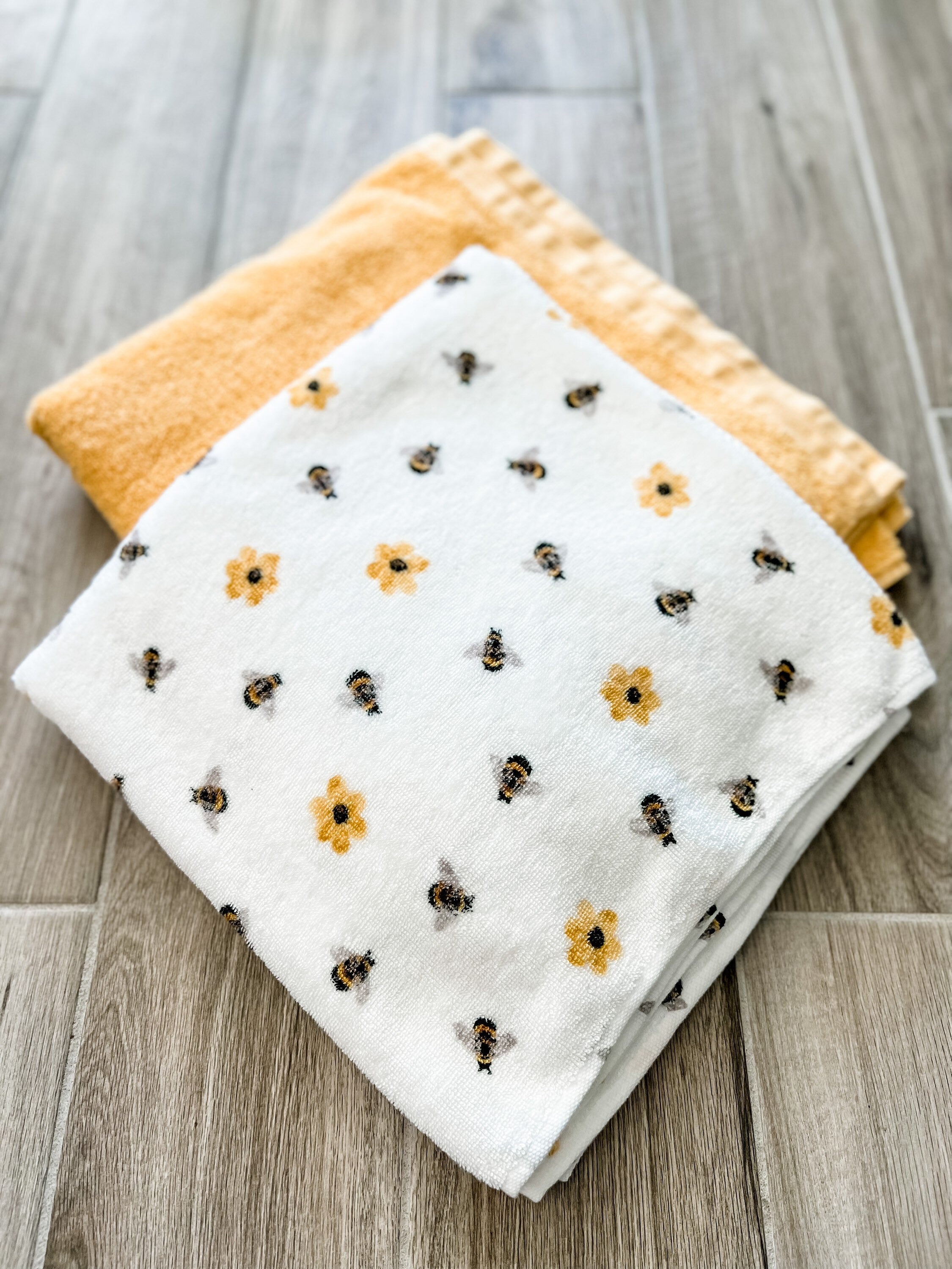 Buzzy Bumblebee Towel Pants