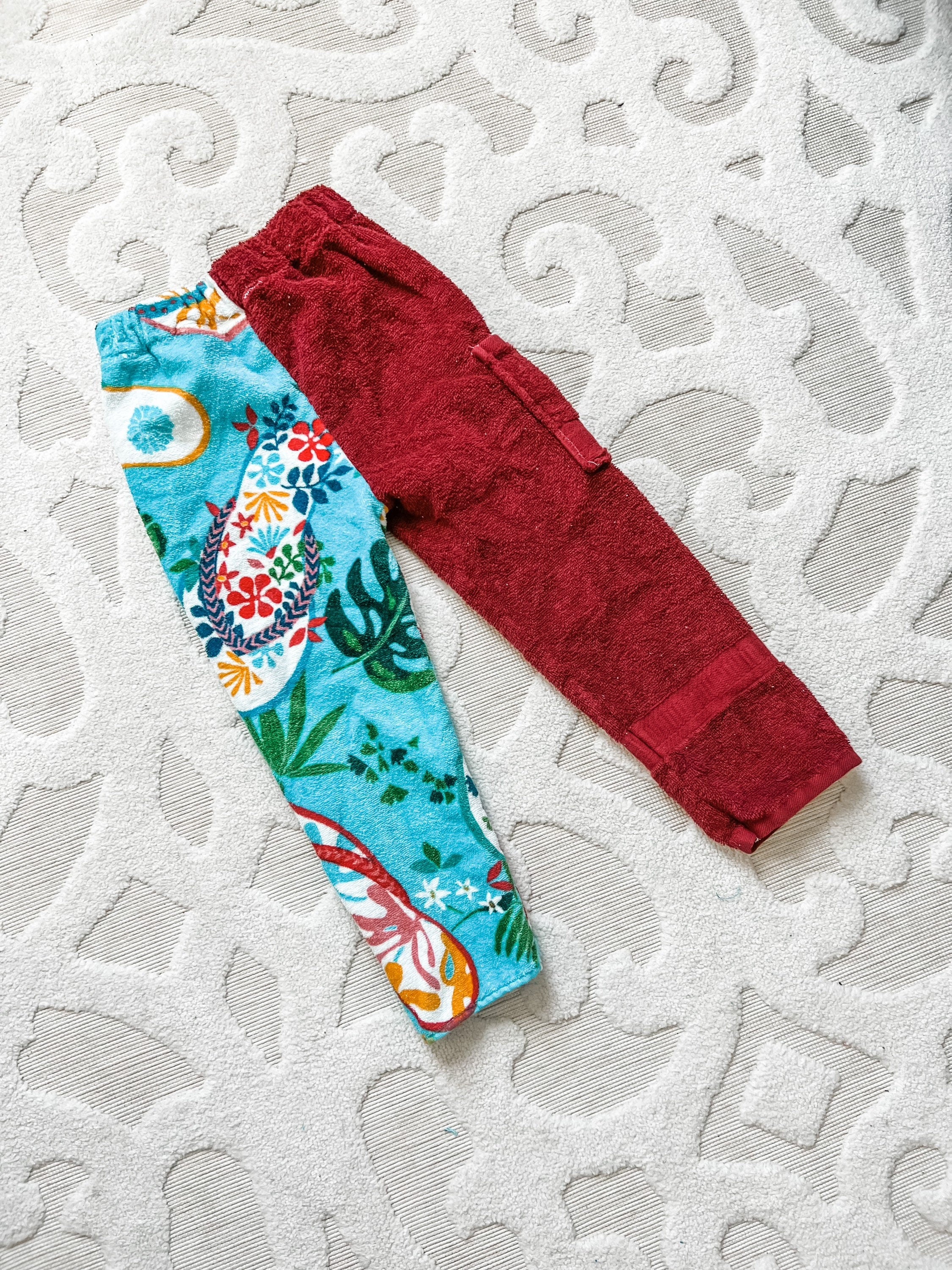 Hawaiian Flower Flip Flop Towel Pants
