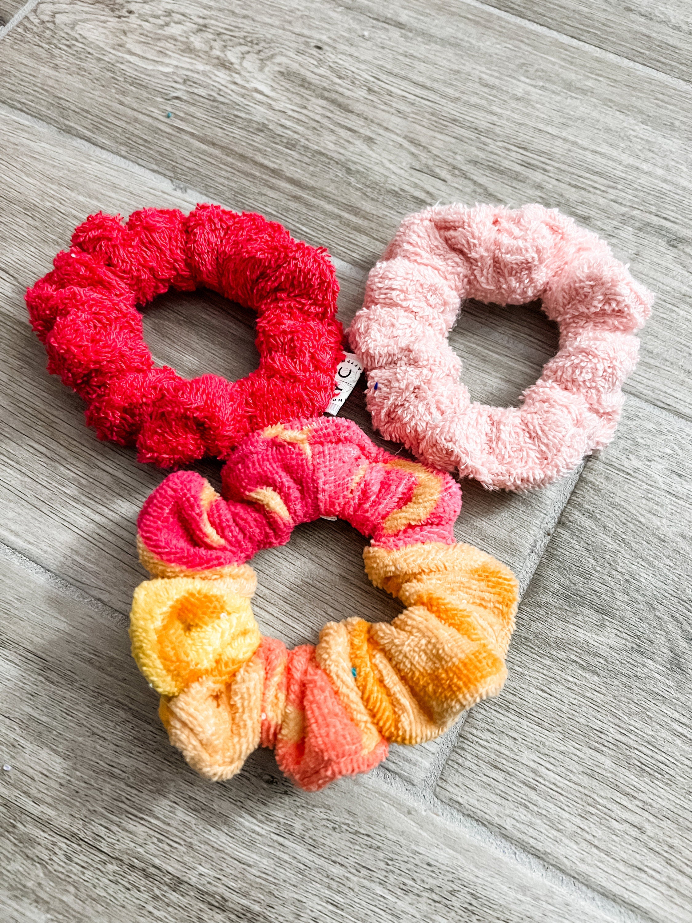 Shades of Pink 3PC Towel Scrunchie Pack