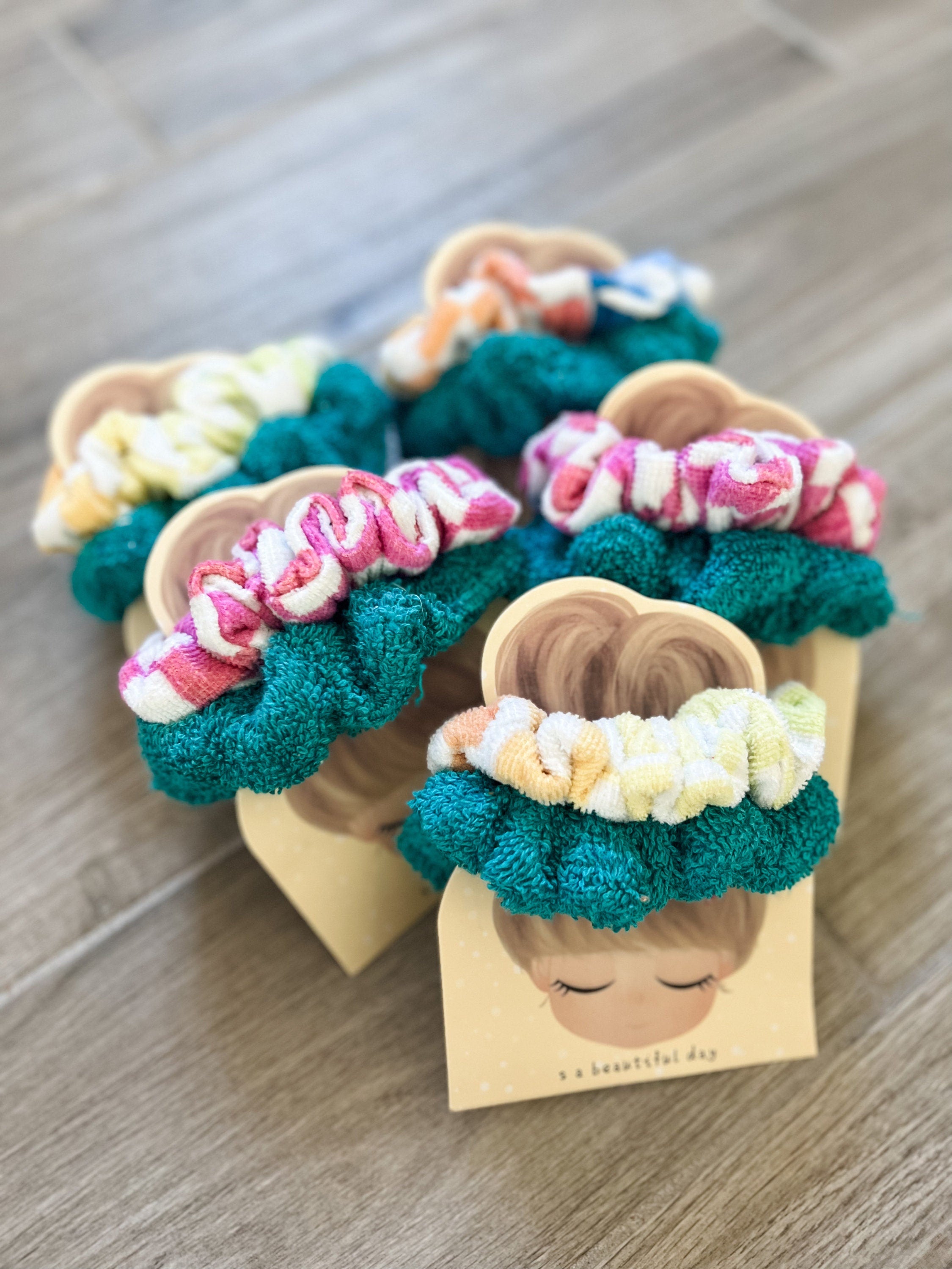 Color Checked 2PC Towel Scrunchie Pack