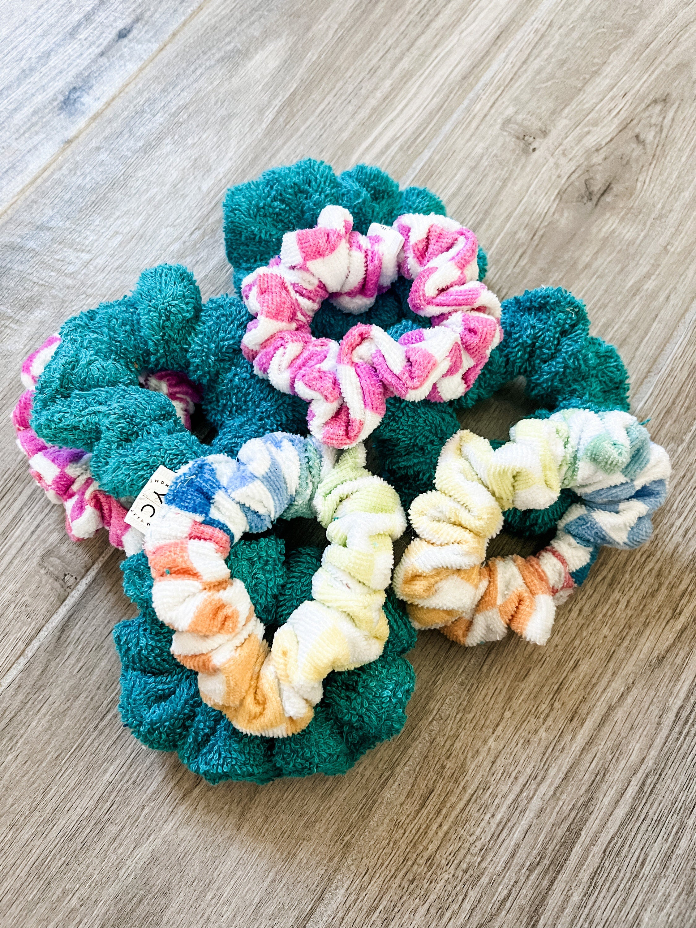 Color Checked 2PC Towel Scrunchie Pack